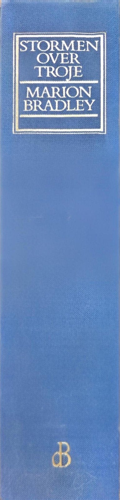 Stormen over Troje - Marion Bradley (1988), Ophalen of Verzenden, Gelezen, Marion Bradley, Nederland