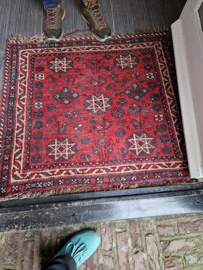 Kleine berber 100 x 100 cm. Zeer geschikt als deurmat., Ophalen