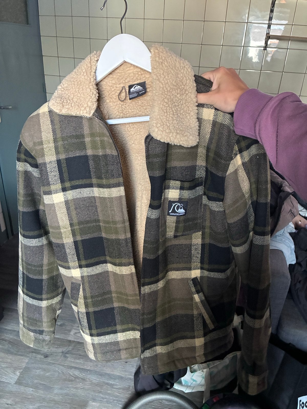 Quiksilver geruite jas met teddy voering, Ophalen, Nieuw, Maat 46 (S) of kleiner, Meerkleurig