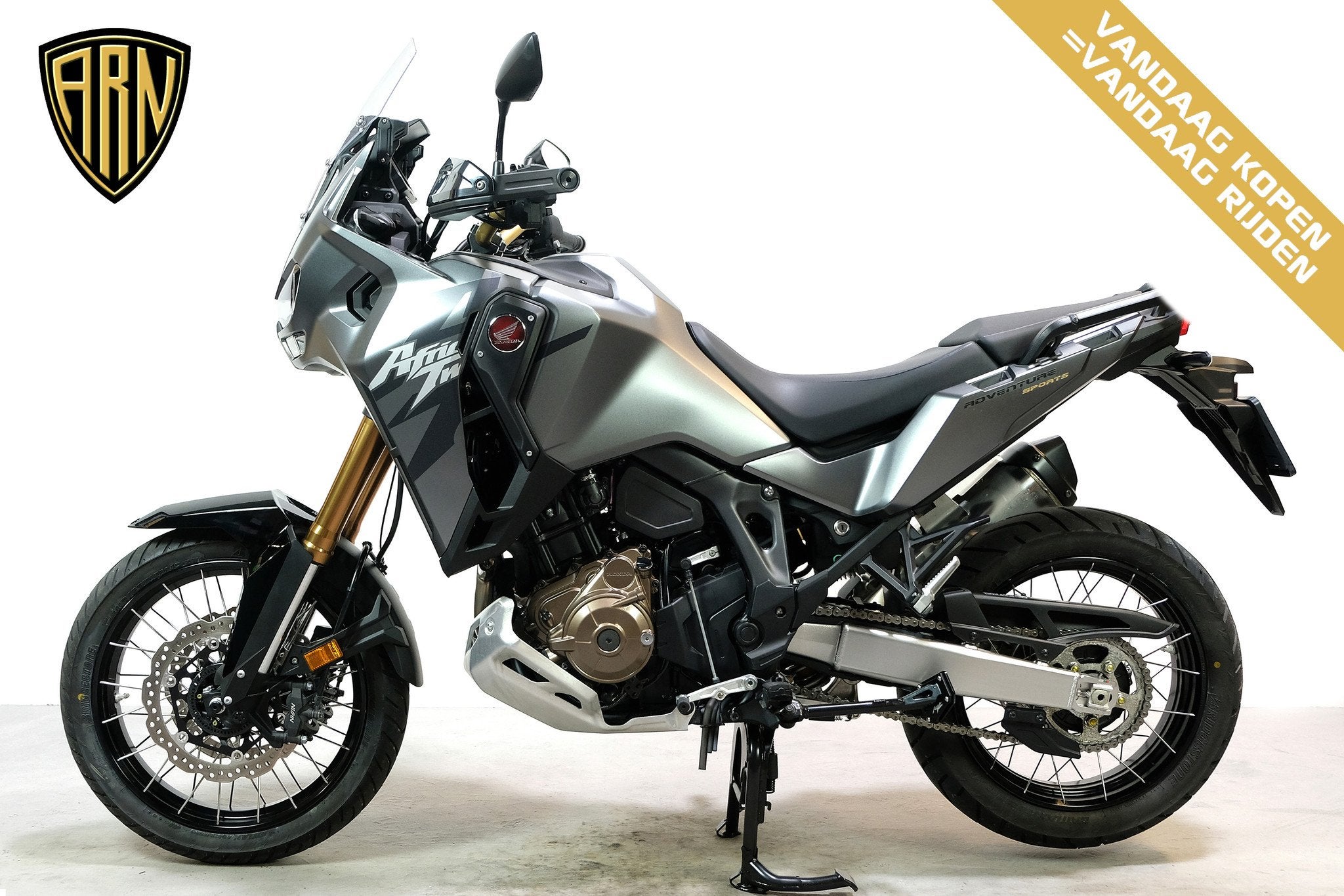 Honda CRF 1100 AFRICA TWIN ADVENTURE SPORTS (bj 2025), Handvatverwarming, Toermotor, Handgeschakeld, Gebruikt
