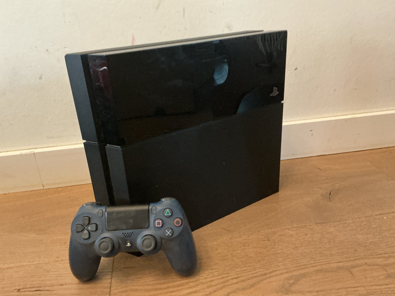 PlayStation 4 Original met controller en 3 games, Spelcomputers en Games, Ophalen of Verzenden, Met 1 controller, Original, 500 GB