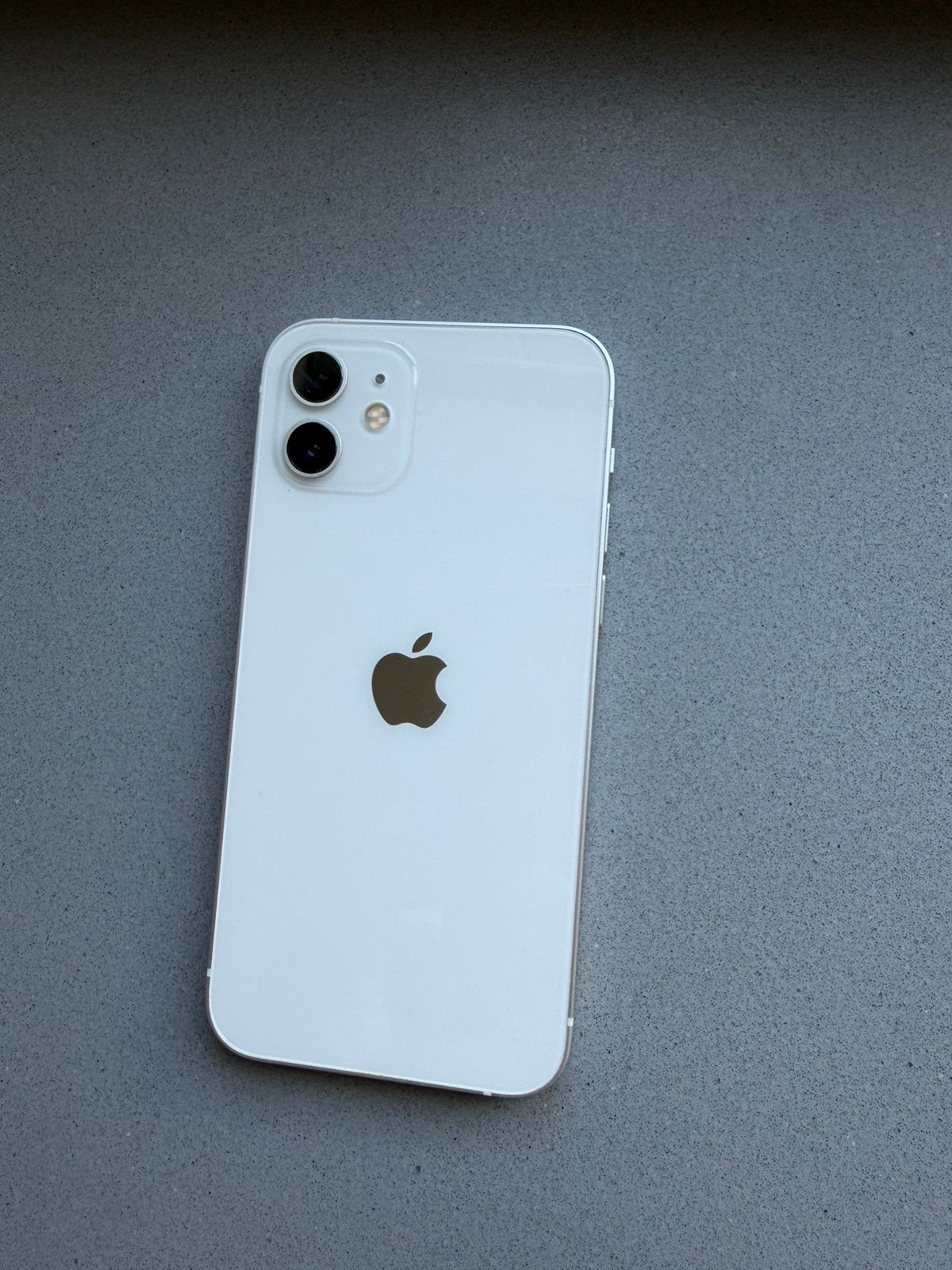 Foto 2 van Iphone 12 | 128 GB