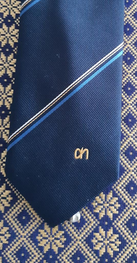 Albert Heijn stropdas wit geel blauw gestreept logo onder, Ophalen of Verzenden, Nieuw, Gebruiksvoorwerp