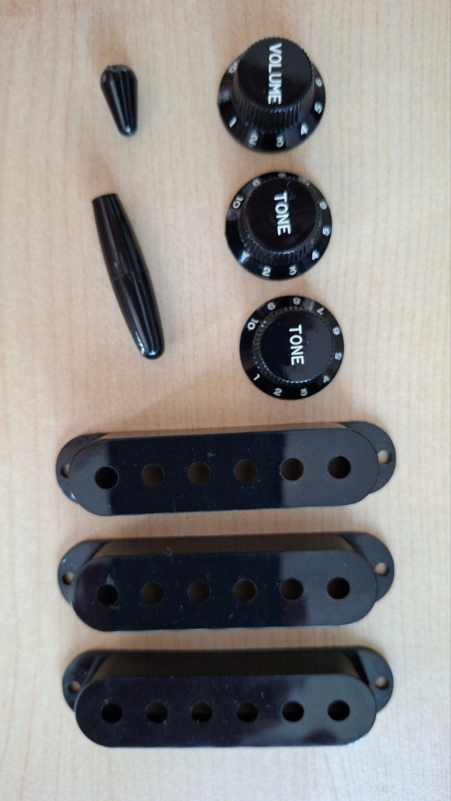 Fender Strat Accessory Kit Parchment - Zwart - Nieuw, Muziek en Instrumenten, Ophalen of Verzenden, Nieuw, Elektrische gitaar