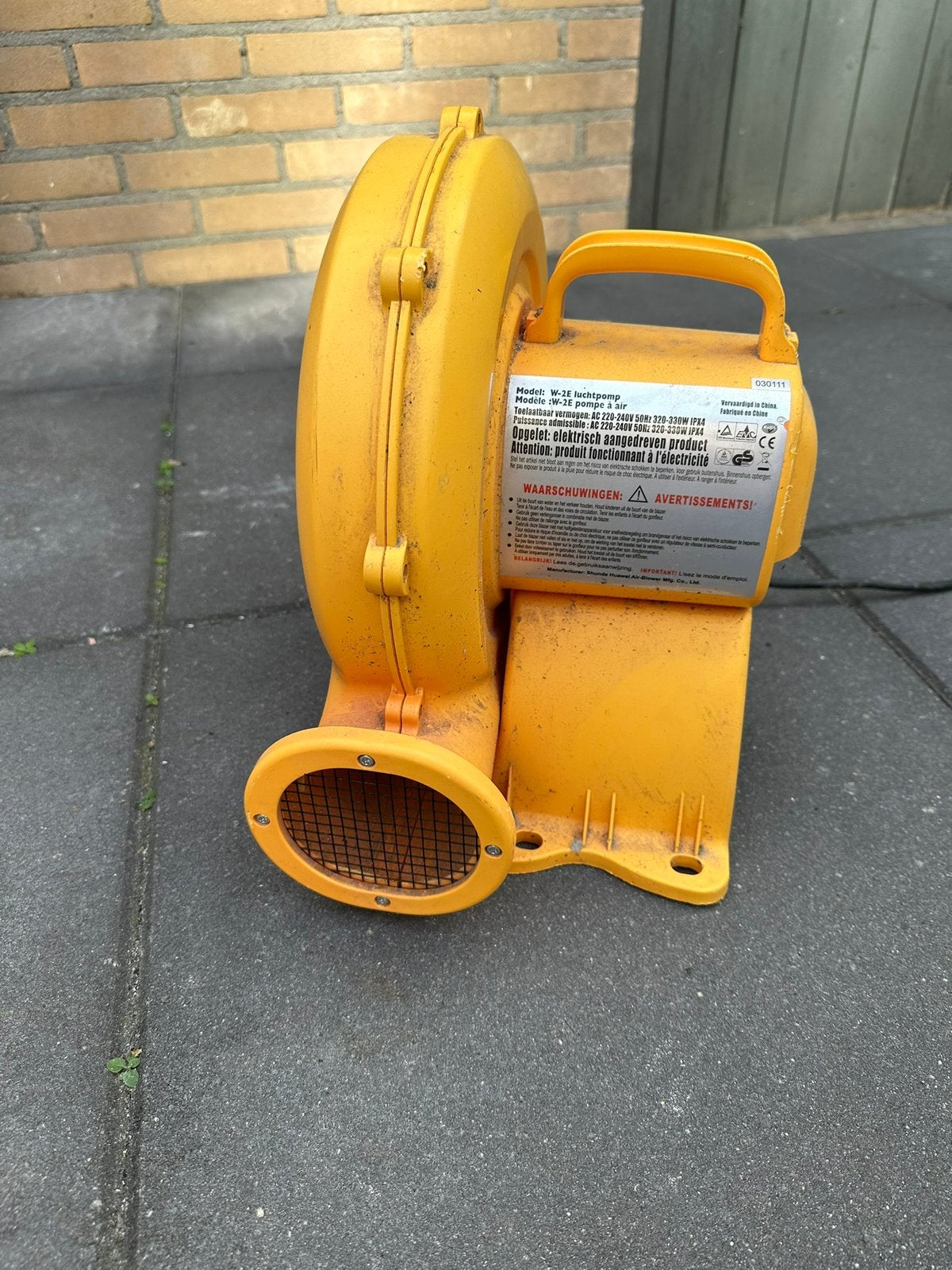 Air blower kinder Springkussen, Kinderen en Baby's, Speelgoed | Buiten | Springkussens, Zo goed als nieuw, Ophalen