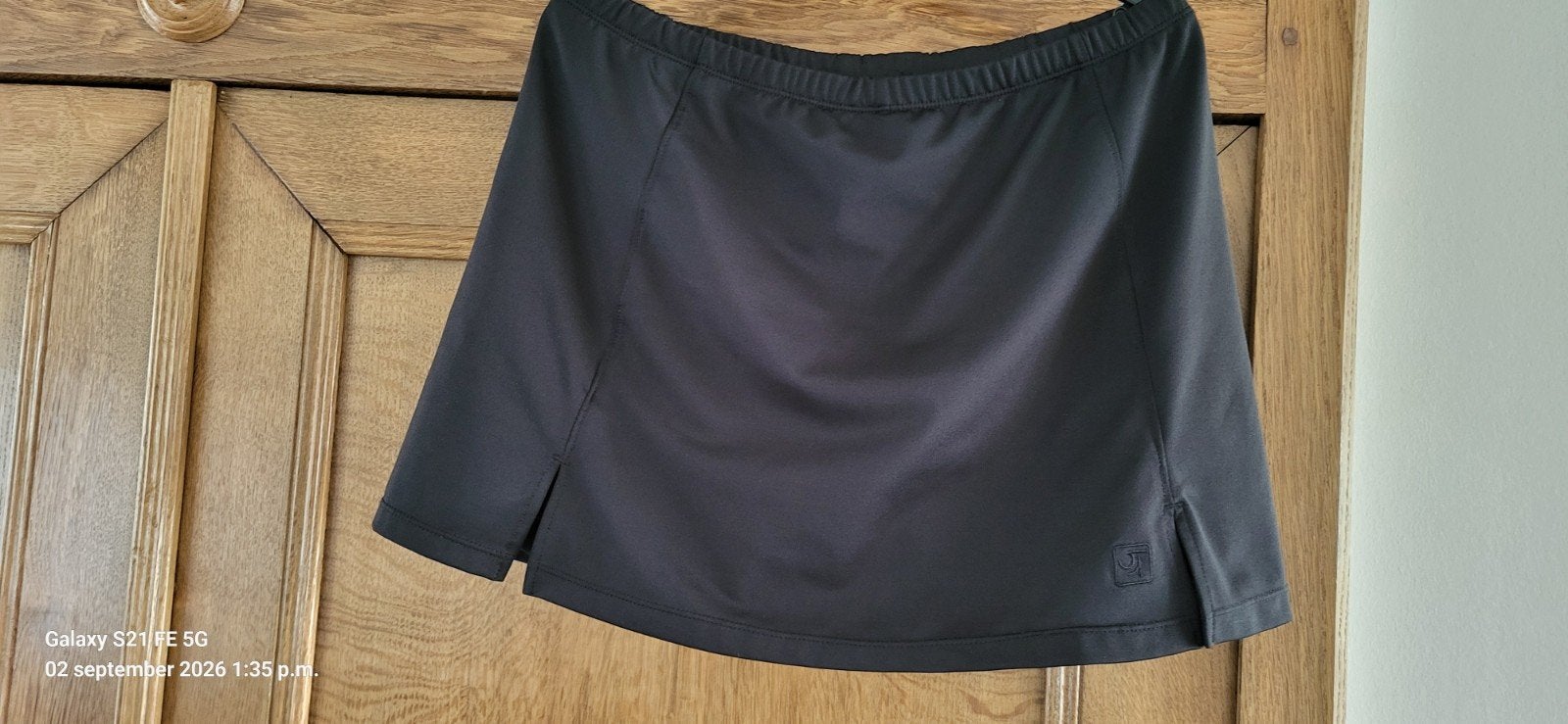 Zwart tennisrokje Sjeng maat S, Sport en Fitness, Overige merken, L00, Ophalen of Verzenden, Zo goed als nieuw