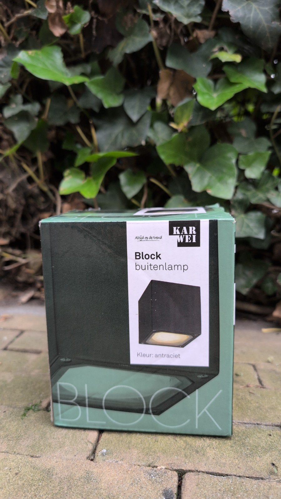 Karwei Block buitenlamp, wandlamp tuin zwart/antraciet, Minder dan 50 watt, Wandlamp, Ophalen of Verzenden, Netvoeding