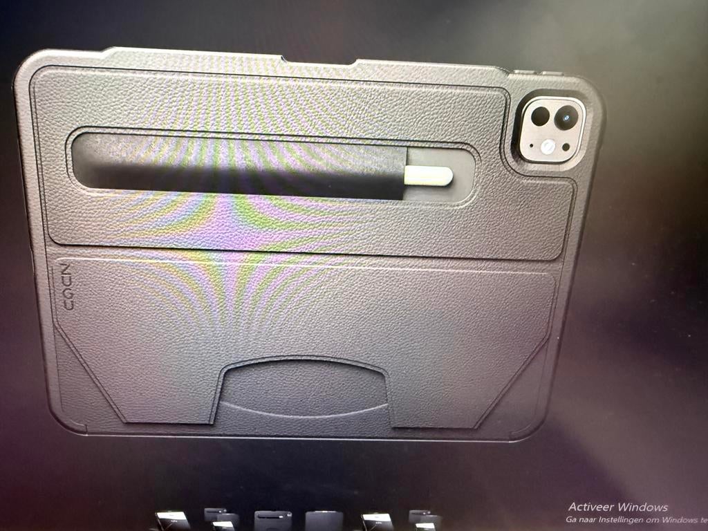 Zugu case (M4/M5) Hoes - Zwart, Bescherming voor- en achterkant, Ophalen of Verzenden, Zo goed als nieuw, Ipad Air 11 en 10.9