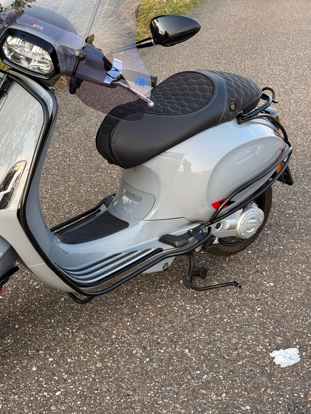 Vespa Sprint nardo grey, Fietsen en Brommers, Scooters | Vespa, Overige modellen, Maximaal 45 km/u, Ophalen of Verzenden, Zo goed als nieuw