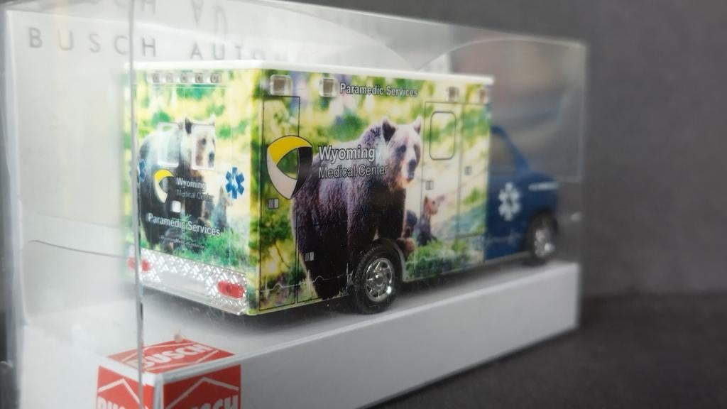 Ford E350 ambulance bear 1;87 H0 Busch Pol, Overige merken, Auto, Verzenden, Busch Gmbh Co