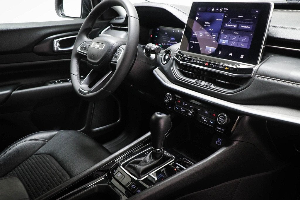 Jeep Compass 4xe 190 Plug-in Hybrid Electric Night Eagle | S, Auto's, Jeep, Automaat, Met garantie (alle), Leder en Stof, Zwart