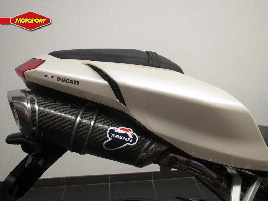 Ducati 848 (bj 2010), 849 cc, Bedrijf, Meer dan 35 kW, Distributeur@ducati.fr