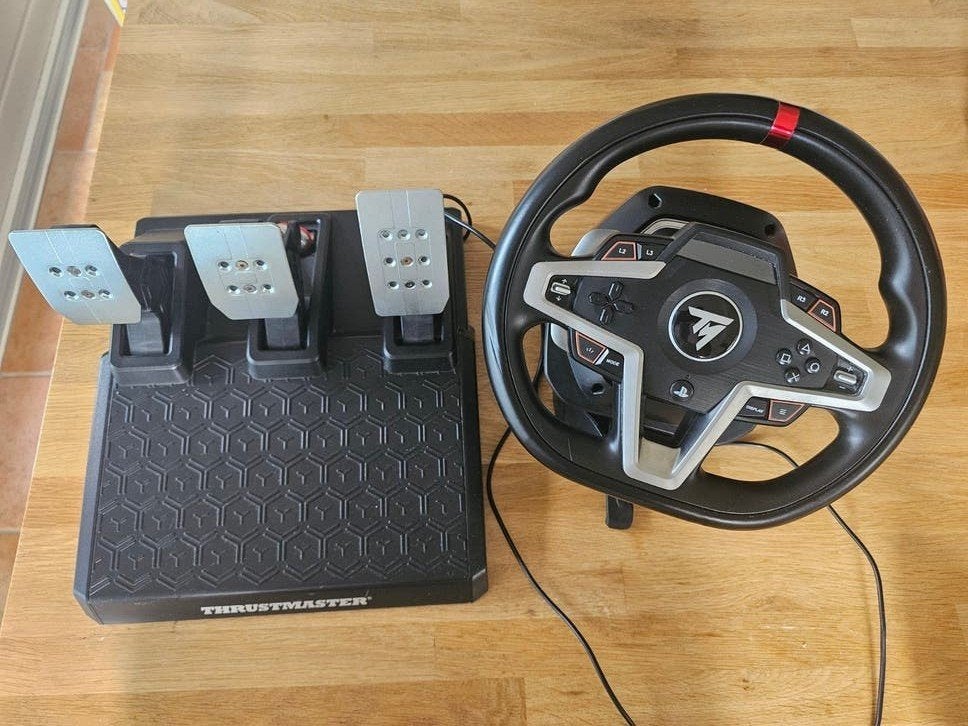 Thrustmaster T248 racestuur en pedalen set, Spelcomputers en Games, Racestuur, Gebruikt, Force feedback, Thrustmaster