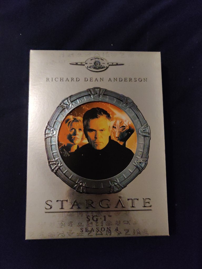 Stargate SG-1 Seizoen 4 Richard Dean Anderson (6 DVD's), Alle leeftijden, Ophalen of Verzenden, Zo goed als nieuw