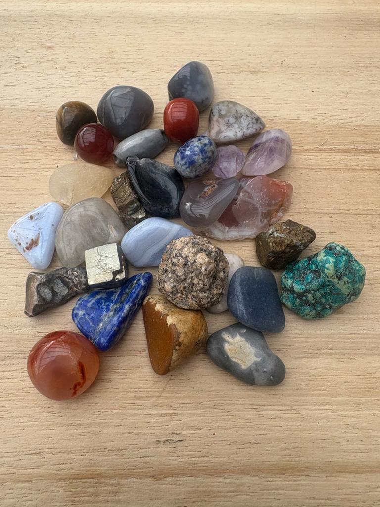 Partij edelstenen en mineralen - Diverse soorten, Sieraden, Tassen en Uiterlijk, Edelstenen, Thrifter, Ophalen of Verzenden, Ossenkamppad 25