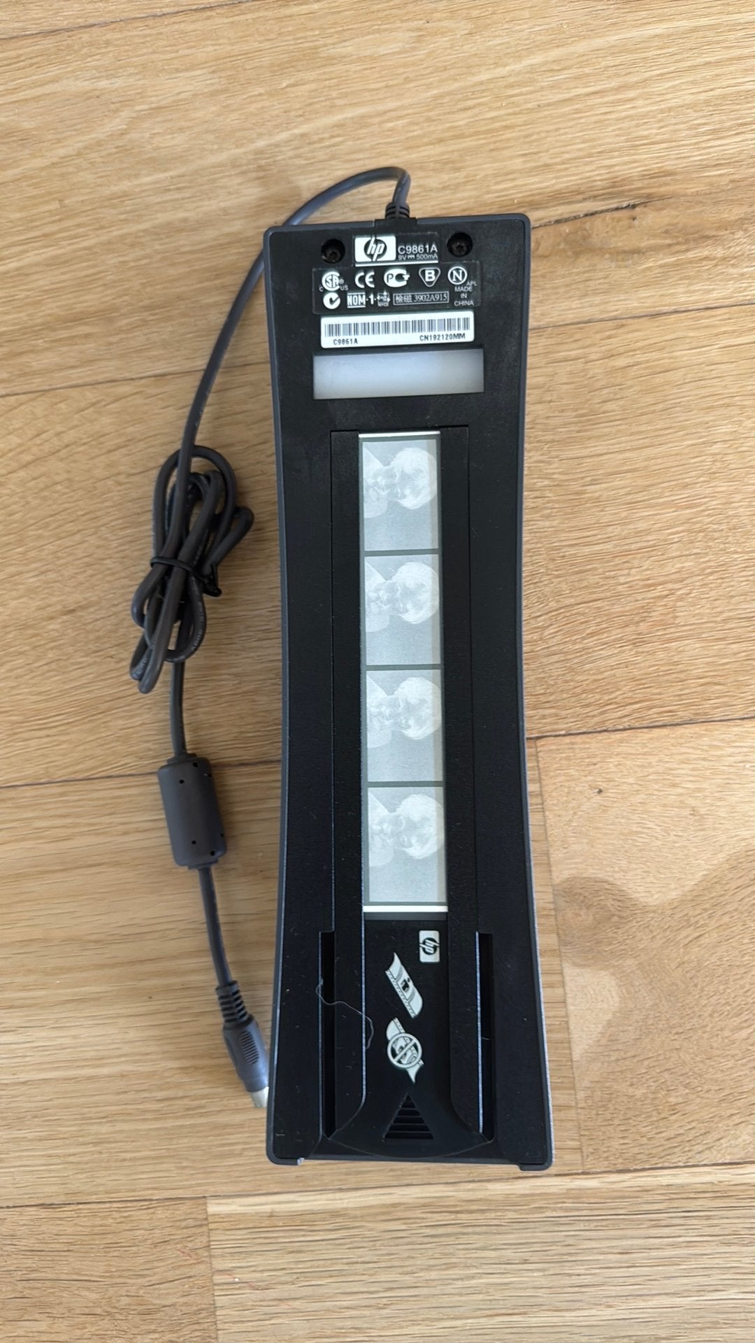 HP C9861A - negatieven scanner, Computers en Software, Ophalen of Verzenden, Zo goed als nieuw, Diascanner, Windows