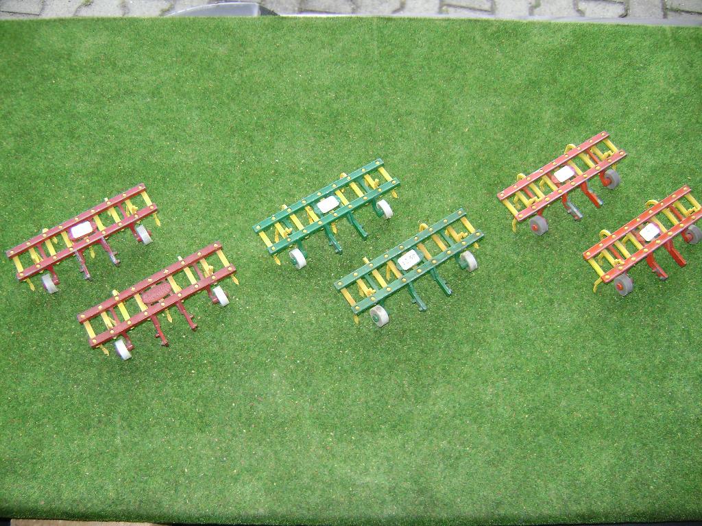 Cultivator van Britains stocknummer 9536, Ophalen of Verzenden, Zo goed als nieuw, Tractor of Landbouw, Britains