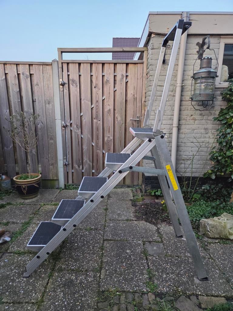 Little Jumbo trap met 5 treden, Doe-het-zelf en Verbouw, Ladders en Trappen, Ophalen, Gebruikt, Trap, 2 tot 4 meter