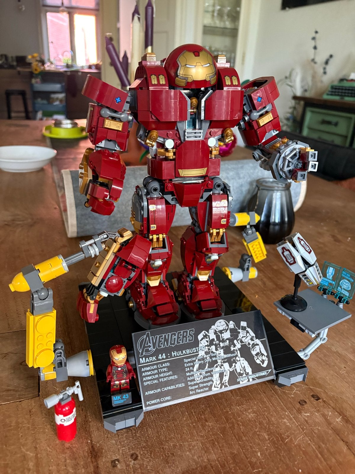 LEGO Marvel Super Heroes 76105 The Hulkbuster Ultron Edition, Marvel, Lego, Ophalen of Verzenden, Zo goed als nieuw