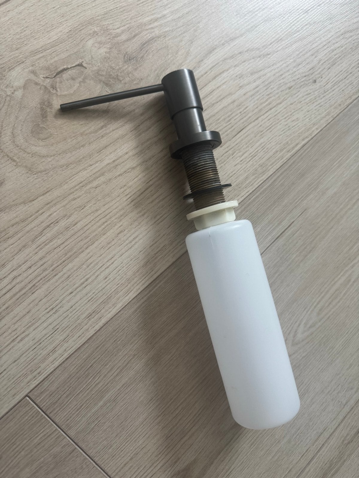 Inbouw Zeepdispenser Gun Metal Geborsteld - Nieuw, Overige typen, Ophalen of Verzenden, Nieuw, Zwart