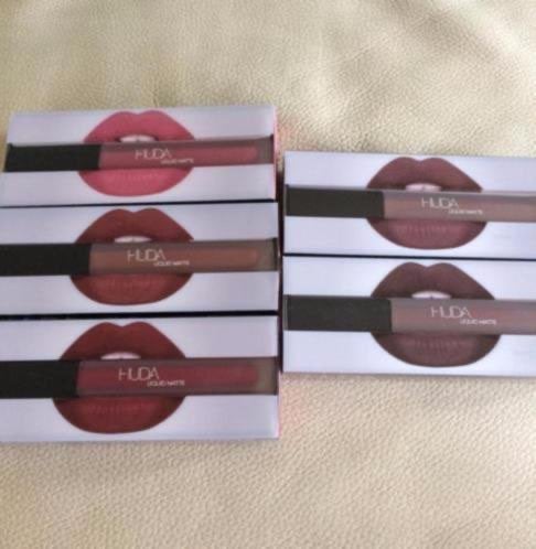 HUDA Beauty Liquid Matte Lipsticks- nog 4 kleuren- Nieuw!, Sieraden, Tassen en Uiterlijk, Uiterlijk | Cosmetica en Make-up, Nieuw