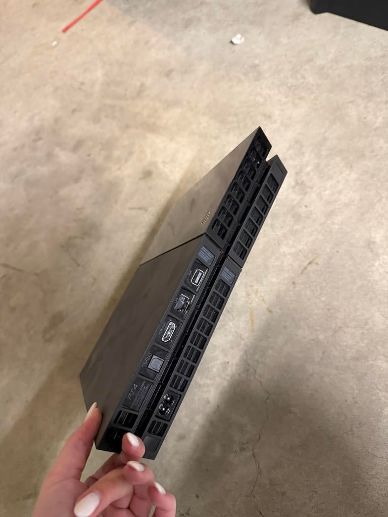 Playstation 4, Spelcomputers en Games, Spelcomputers | Sony PlayStation 4, Ophalen, Zo goed als nieuw, Met 1 controller, Slim