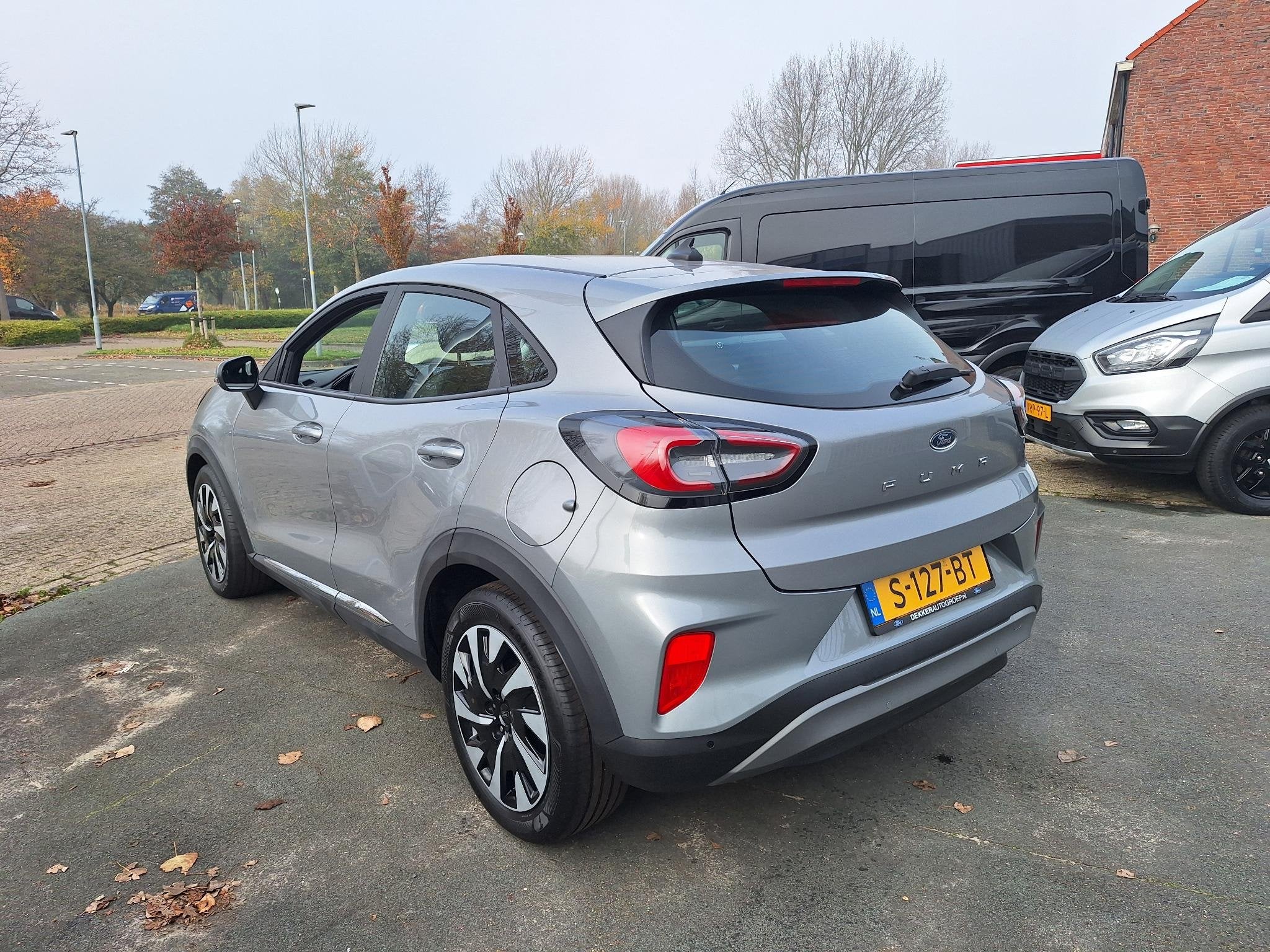 Ford Puma 1.0 EcoBoost 125 pk Titanium Navigatie - Apple Car, Auto's, Ford, Voorwielaandrijving, Origineel Nederlands, Bedrijf