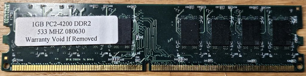 Set van 2x1GB – PC2‑4200 (533MHz) 2GB DDR2 RAM, Computers en Software, Gebruikt, DDR3, Ophalen of Verzenden, Desktop