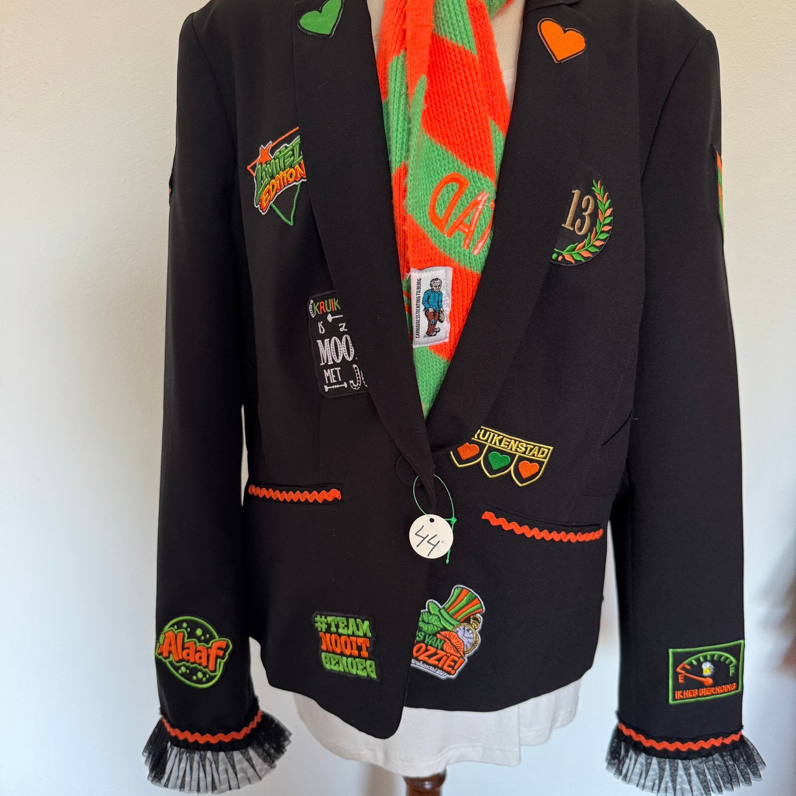 Kruikenstadjas carnaval jas Tilburg, Ophalen of Verzenden, Carnaval, Kleding