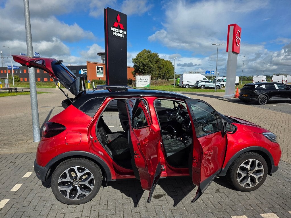 Foto 21 van Renault Captur 0.9 TCe Intens Camera Trekhaak CarPlay Cruise