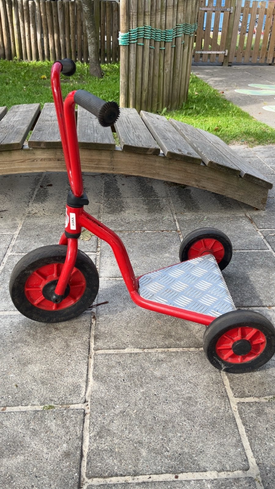 Winther Mini Viking driewieler step - Zo goed als nieuw, Jongen of Meisje, Zo goed als nieuw, Beilervaart 1, Vossilvia99@gmail.com