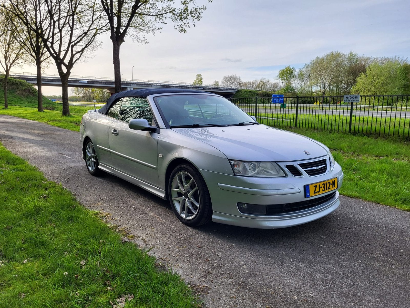Saab 9-3 2.0 Turbo AERO Cabrio AUT 2004 Grijs, Auto's, Saab, 1998 cc, 4 cilinders, Cabriolet, 4 stoelen