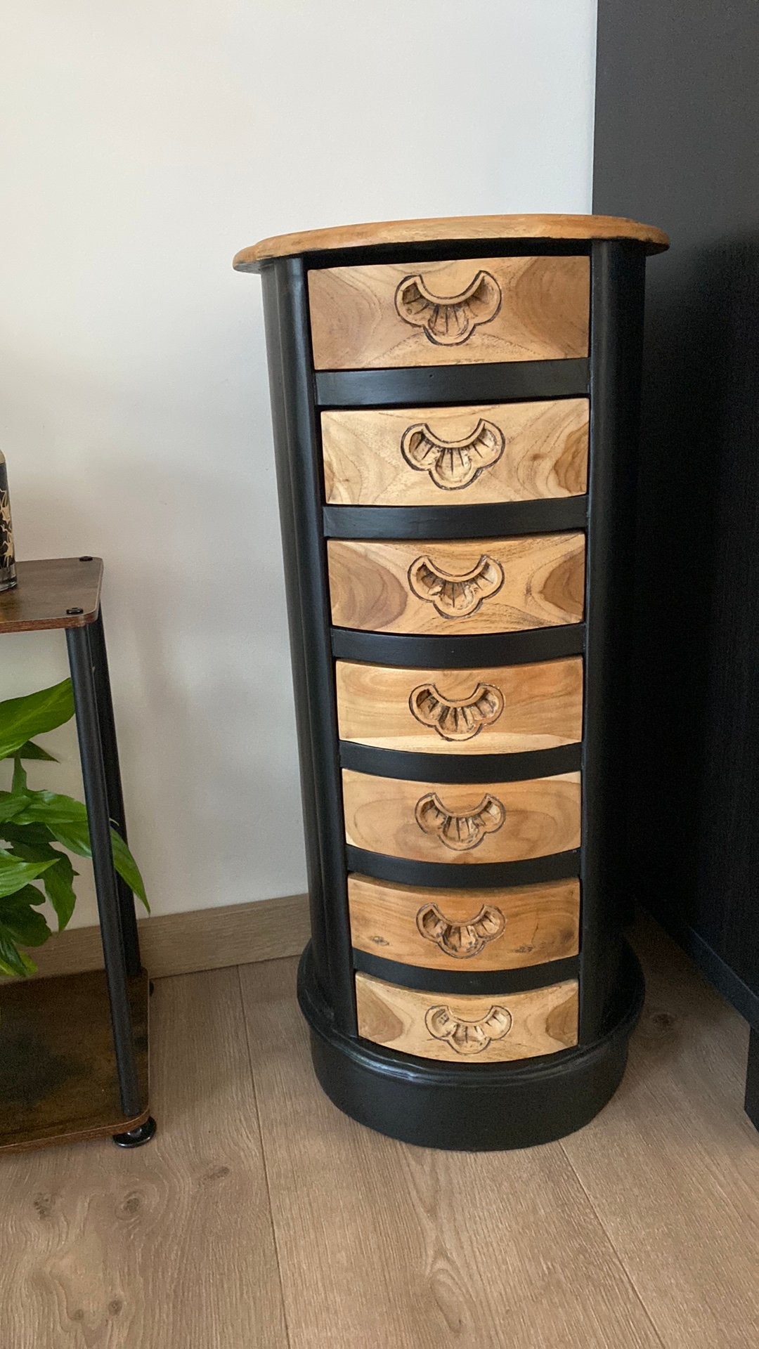 Bijzonder handgemaakt houten ladekastje – 7 laden, Ophalen, Minder dan 50 cm, 5 laden of meer, Zo goed als nieuw