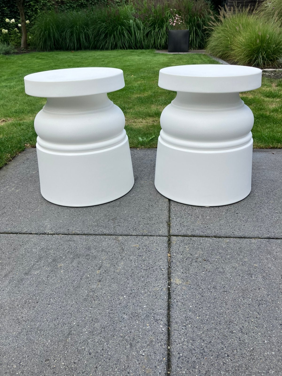 2 x Z.G.A.N. Moooi Container Stool Kruk Marcel Wanders Wit, Ophalen of Verzenden, Zo goed als nieuw, Kunststof