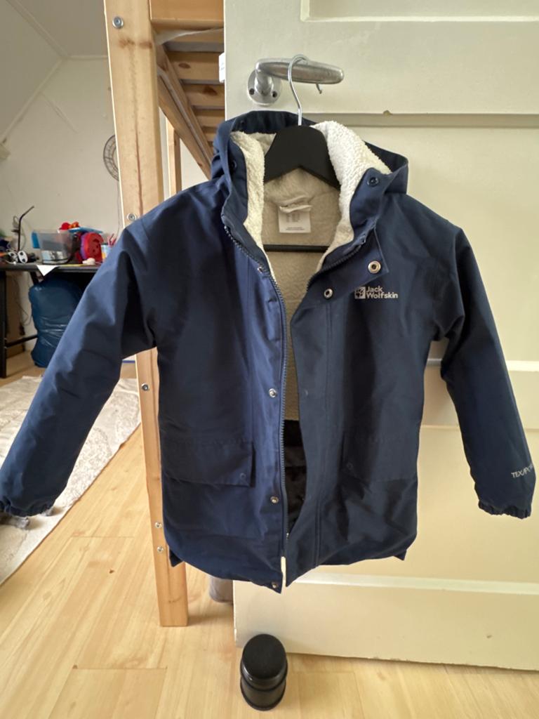 Jack Wolfskin winterjas maat 116 (2XS), Ophalen of Verzenden, Gebruikt, Jongen of Meisje, Jas