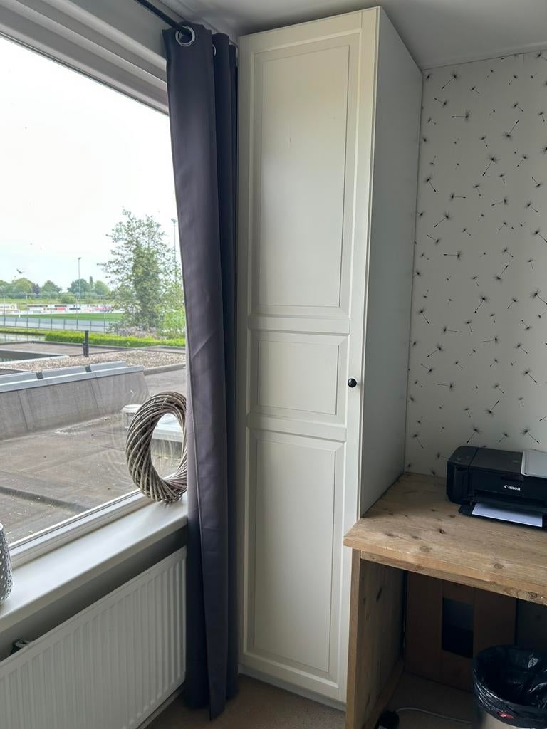 Ikea pax kast, Ophalen