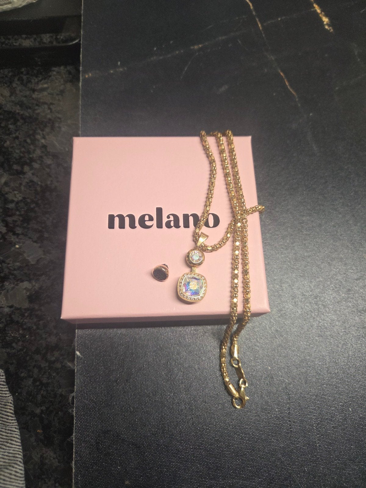 melano hanger plus ketting, Sieraden, Tassen en Uiterlijk, Ophalen of Verzenden, Zo goed als nieuw, Goud, Overige materialen