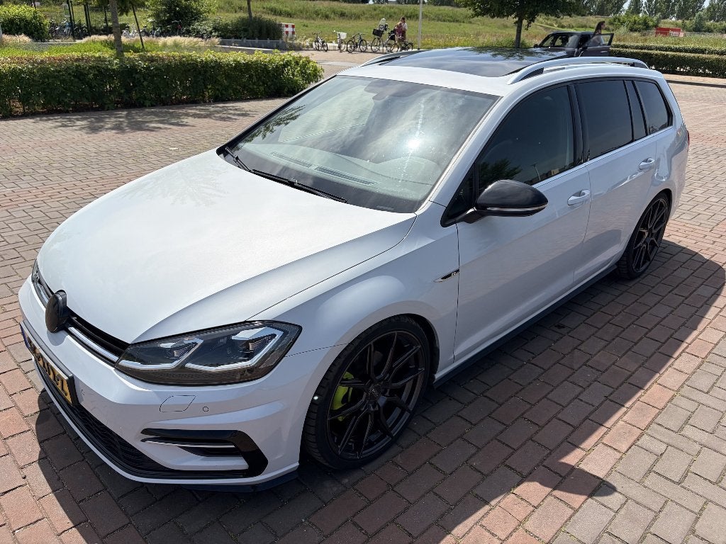 Volkswagen Golf 7.5 Variant 1.5 TSI 150pk R-Line, 1498 cc, 4 cilinders, 150 pk, Lichtsensor