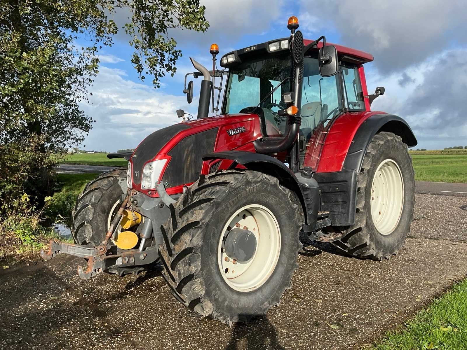 2012 Valtra N163 Vierwielaangedreven landbouwtractor, Gebruikt, Overige merken