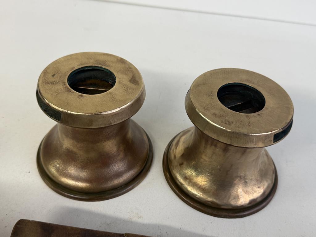 2 x bronzen lier met hendel, Ophalen of Verzenden, Gebruikt