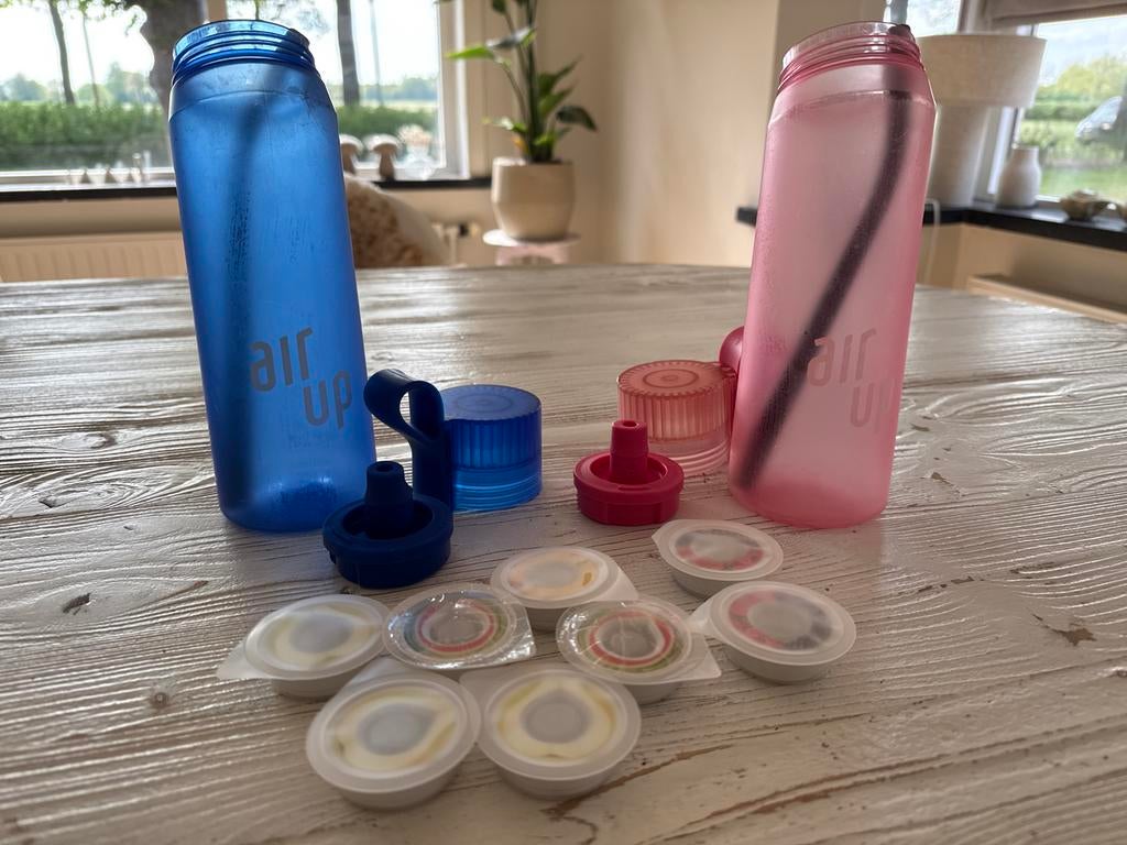 Air Up flessen met pods - Blauw en Roze, Sport en Fitness, Ophalen, Gebruikt