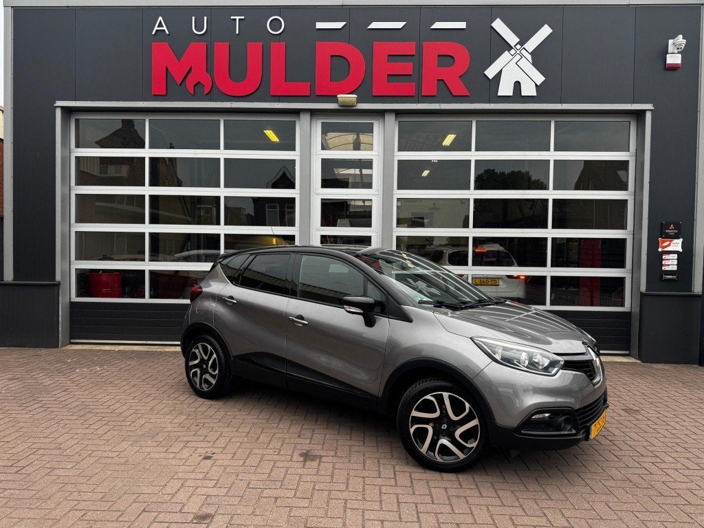 Renault CAPTUR 0.9 TCe Dynamique / NAVI / CRUISE / TREKHAAK, Auto's, Voorwielaandrijving, 898 cc, Gebruikt, 49 €/maand