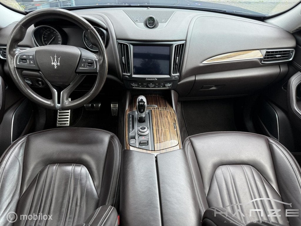 Maserati Levante 3.0 V6 S|Q4|Maxton|360°|Luchtvering|Pano|H, Auto's, Maserati, Automaat, 430 pk, Gebruikt, 2084 kg