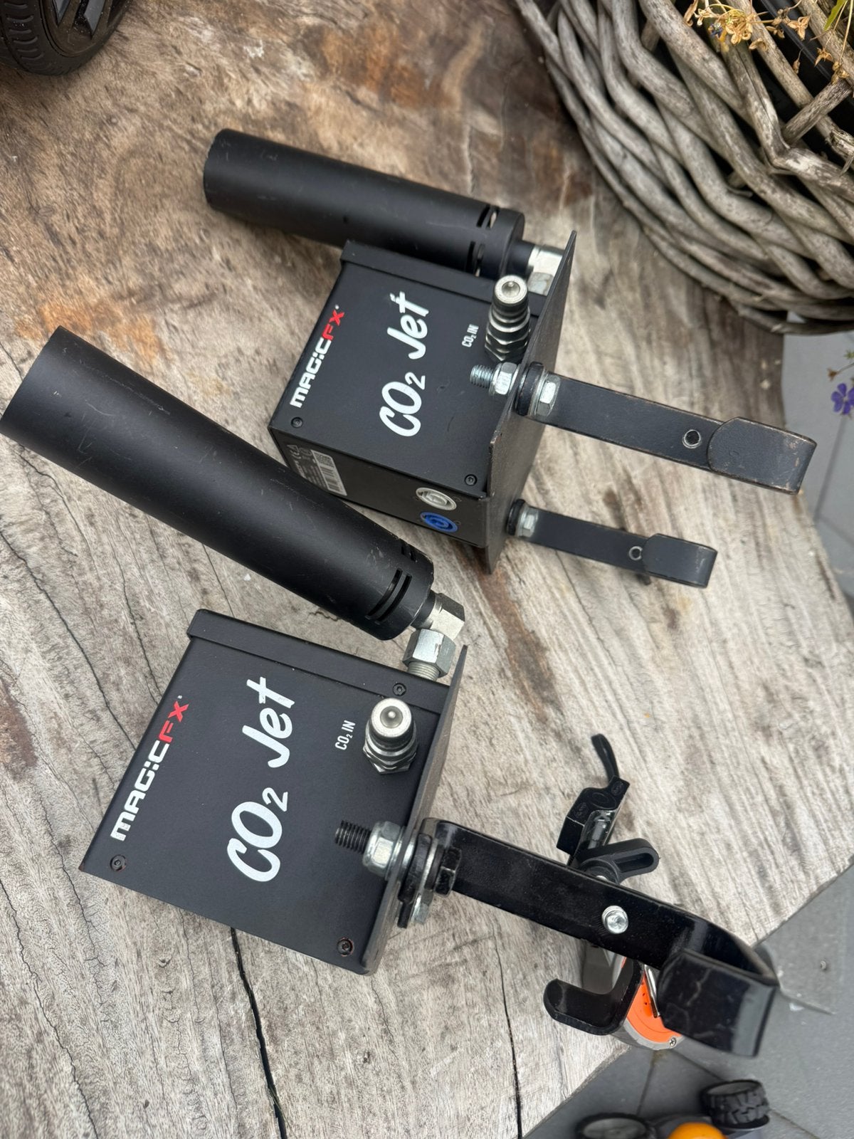CO2 JET 2 stuks magicfx, Ophalen of Verzenden, Zo goed als nieuw, Overige typen