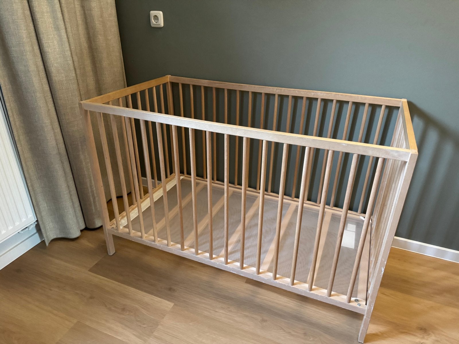 IKEA Sniglar Ledikant / babybedje 60x120 cm (met matrasje), Ophalen of Verzenden, Gebruikt, Ledikant