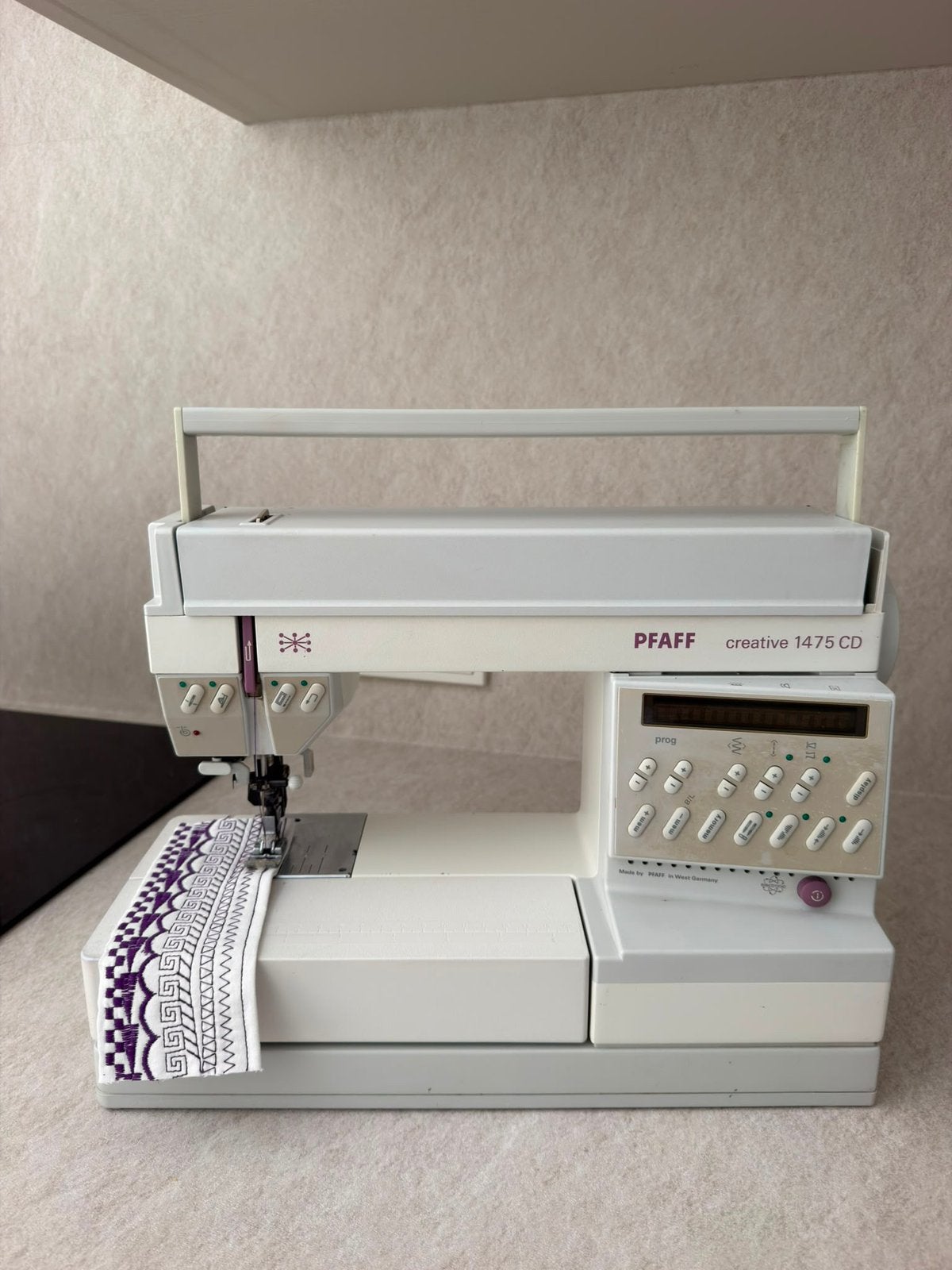 Prachtige Pfaff Creative 1475 CD naaimachine met IDT, Ophalen of Verzenden, Zo goed als nieuw, Naaimachine, Pfaff