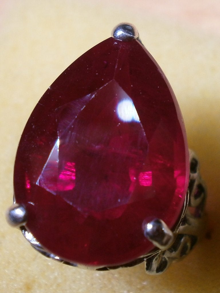 Robijn design zilver ring circa 1970, Sieraden, Tassen en Uiterlijk, Ringen, Ophalen, Met edelsteen, Dame, Rood