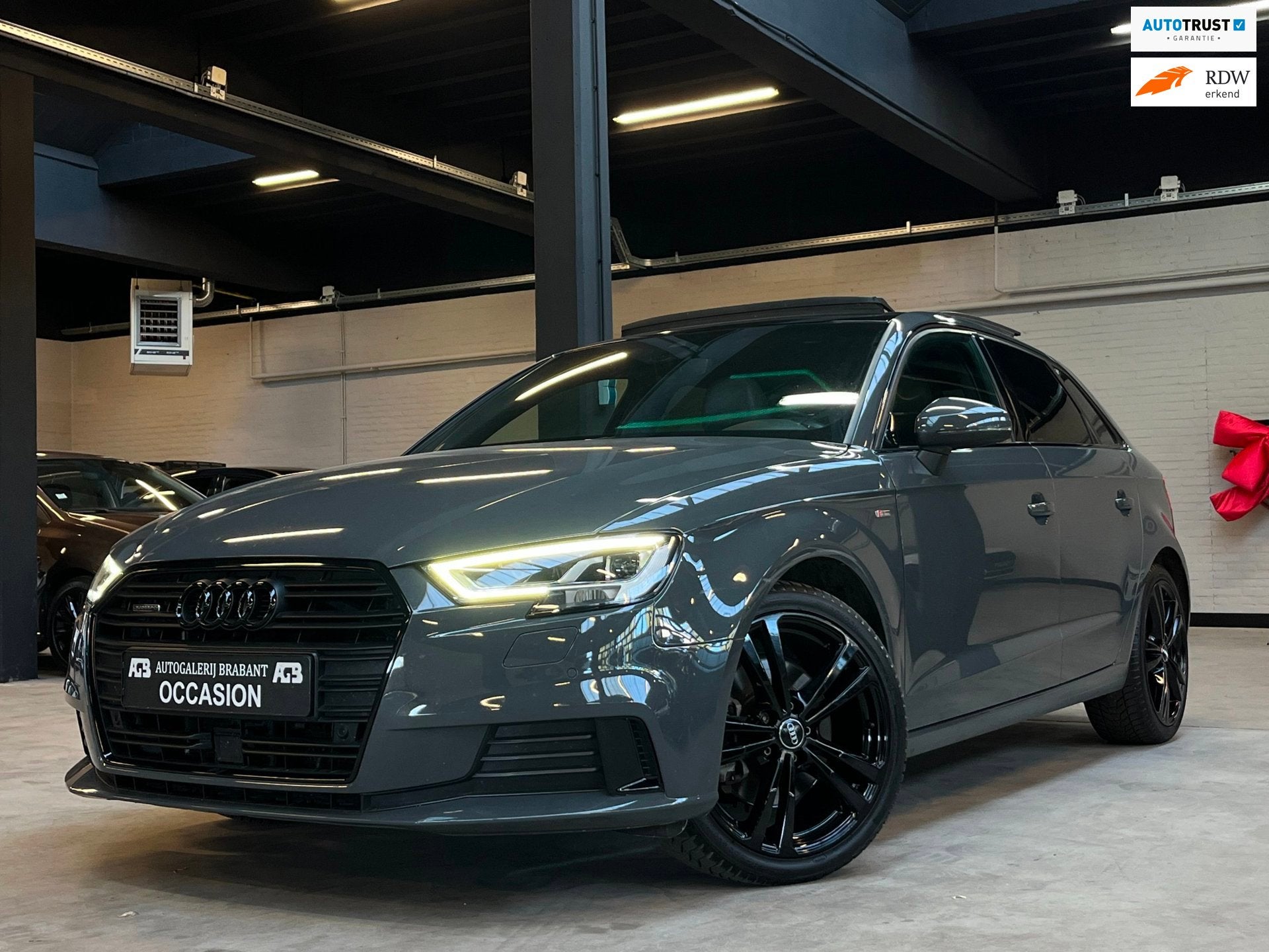 Audi A3 SPORTBACK 2.0 TFSI quattro Sport S Line Pano/Carplay, Auto's, Audi, Automaat, 730 kg, Gebruikt, Euro 6