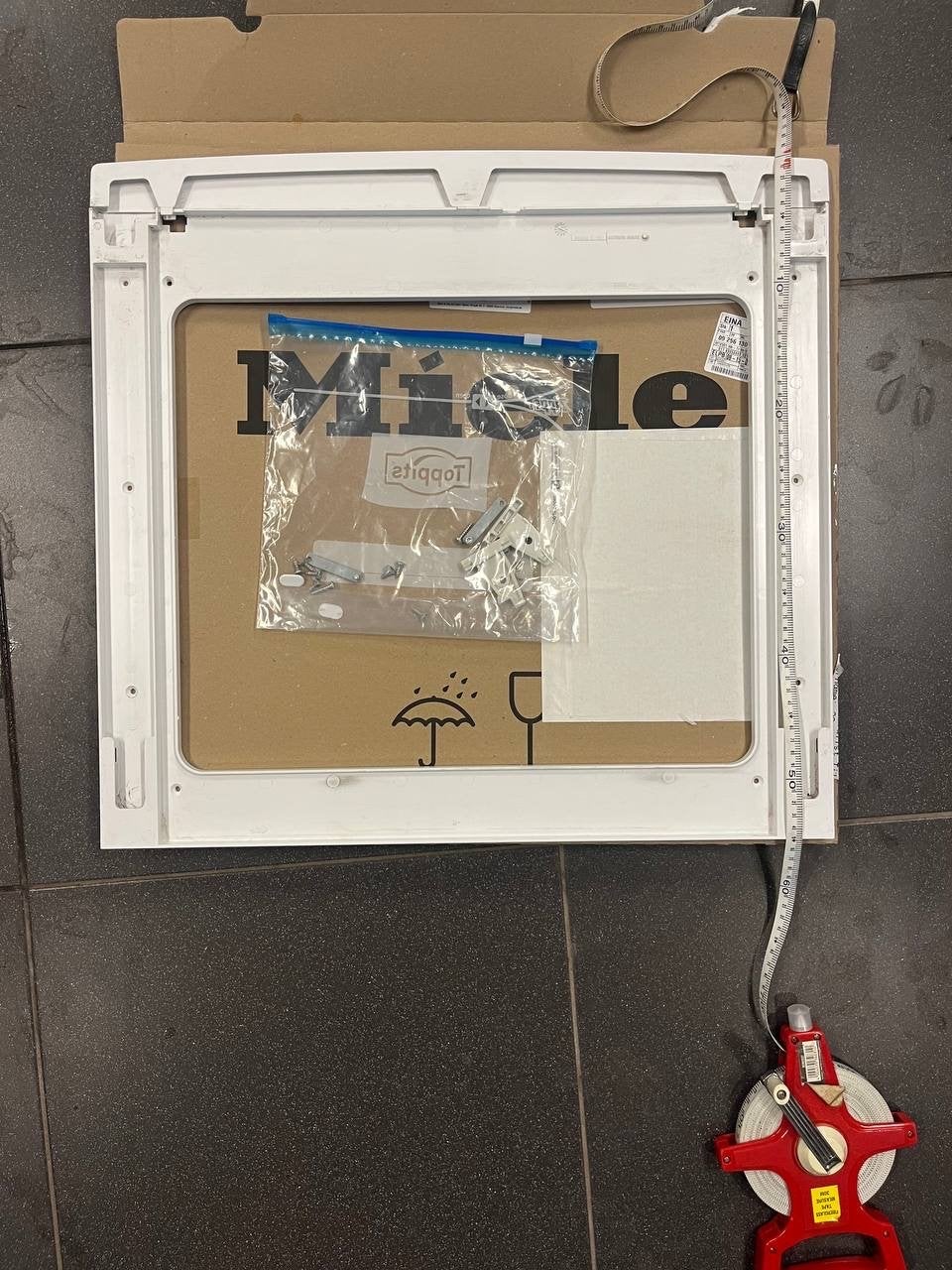 Miele tussenstuk voor was- en droogmachine combinatie., Ophalen of Verzenden, Zo goed als nieuw