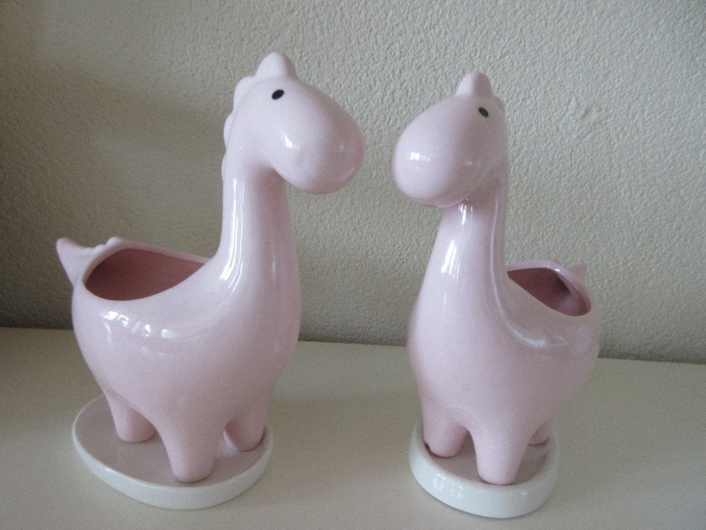 Plantenpotjes dinosaurus roze, Tuin en Terras, Bloempotten, Ophalen of Verzenden, Zo goed als nieuw, Balkon, Overige vormen